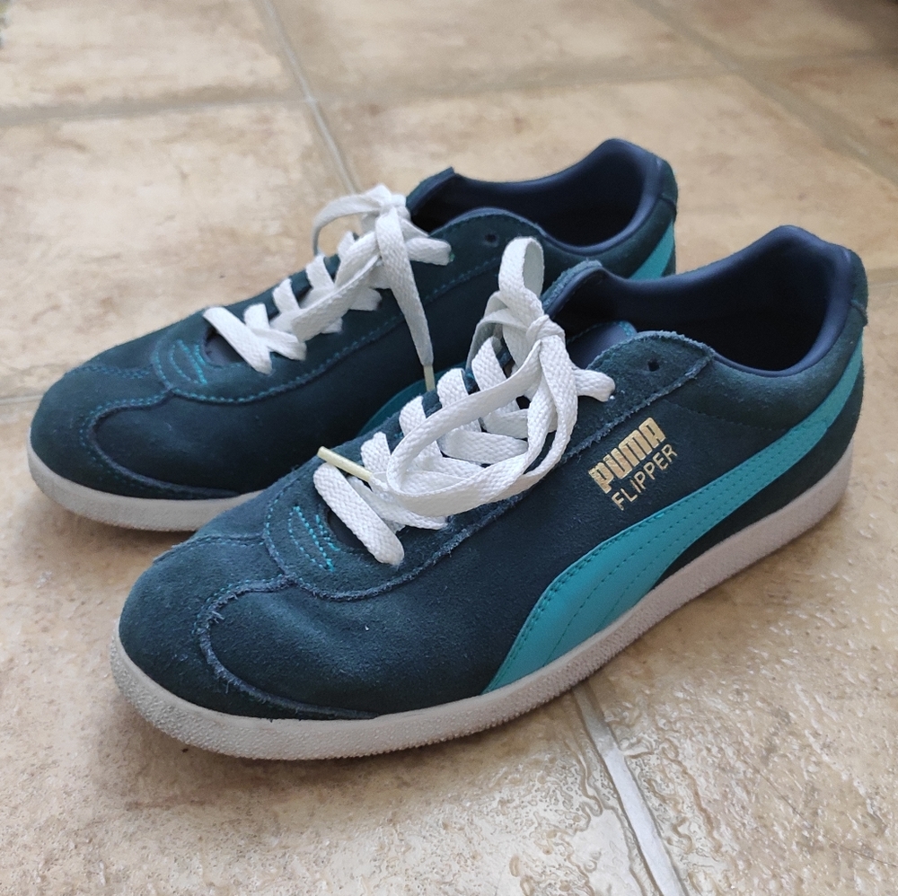 Women's Puma Blue Flipper Suede Sneakers